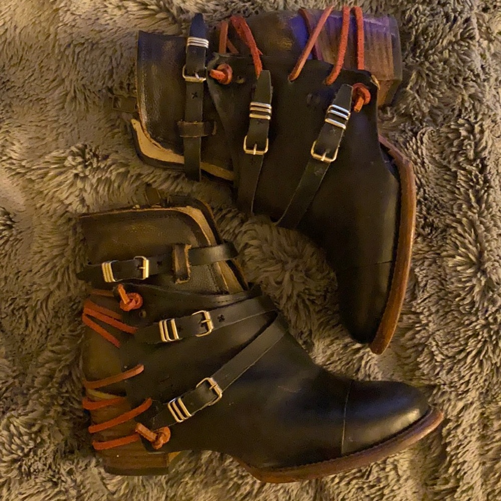 Freebird booties